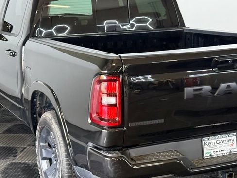 Used 2025 RAM 1500 Big Horn AWD/4WD image 8