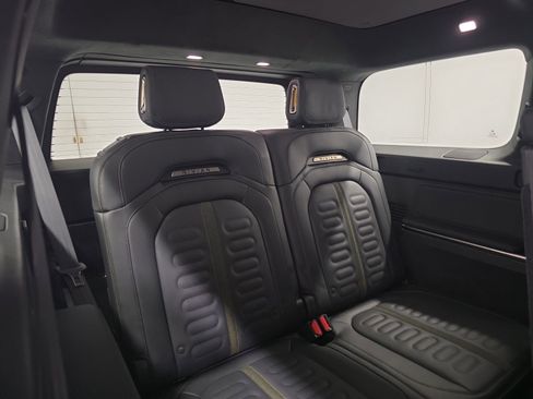 Used 2024 Rivian R1S Adventure AWD/4WD image 25