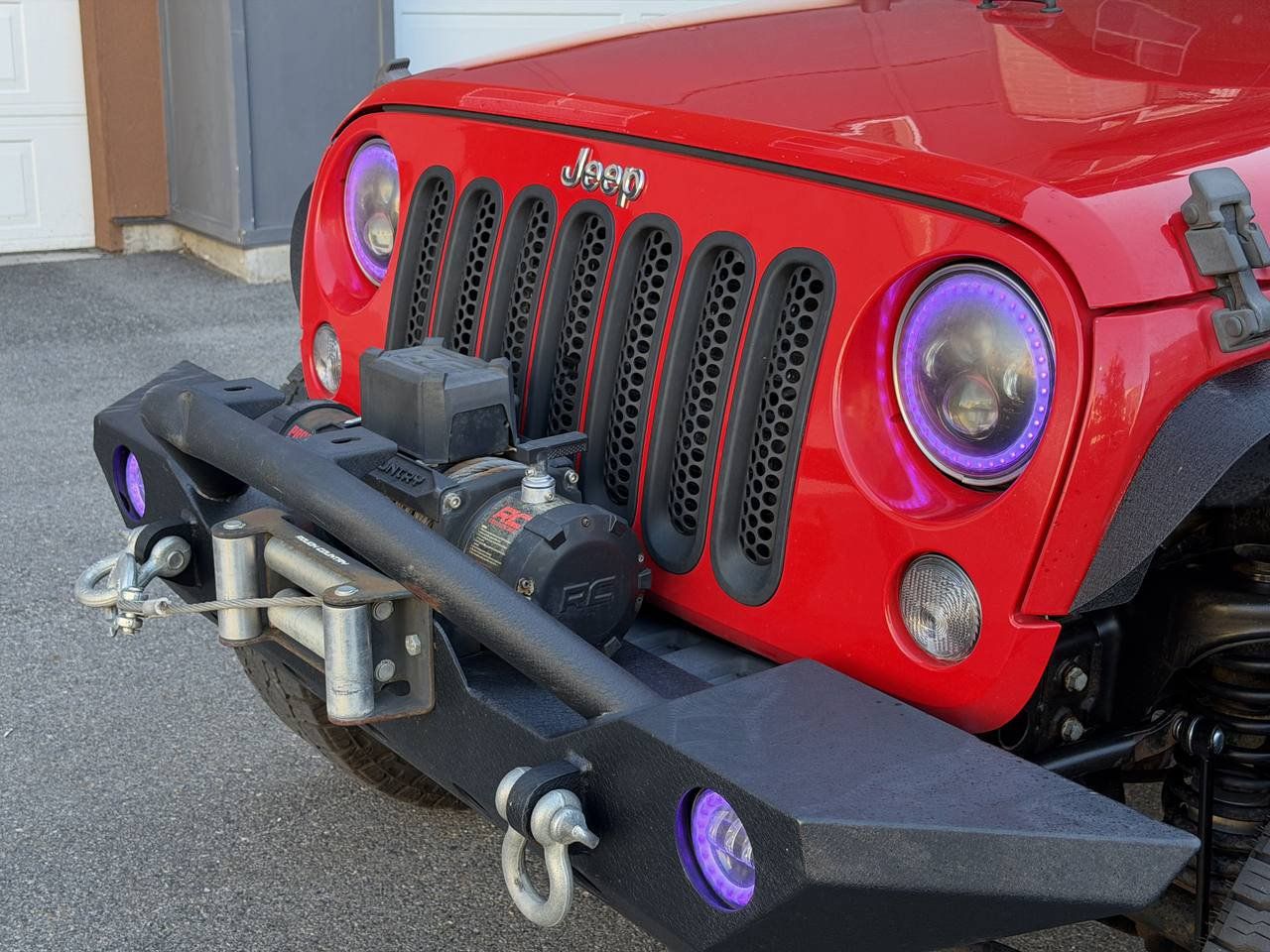 Used 2014 Jeep Wrangler Unlimited Sport w/ Connectivity Group AWD/4WD image 10