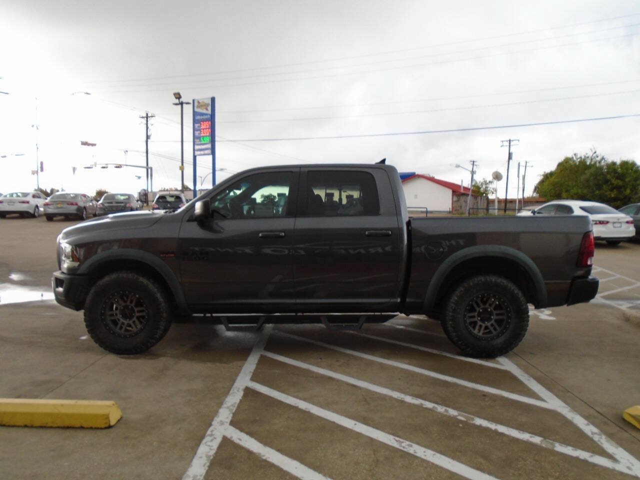 Used 2016 RAM 1500 Rebel AWD/4WD image 3