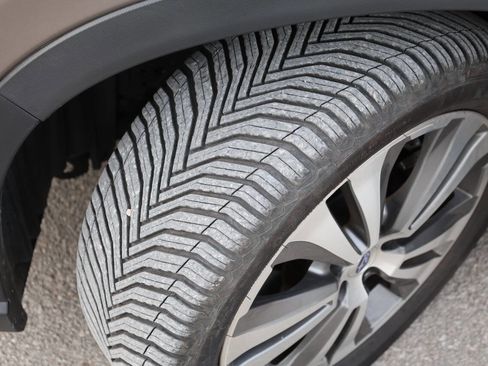 Used 2021 Subaru Ascent Touring w/ Popular Package #2A image 28