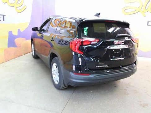 Used 2021 GMC Terrain SLE image 5