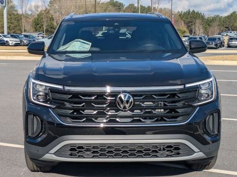 New 2026 Volkswagen Atlas Cross Sport SE FWD image 9