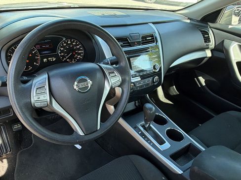 Used 2015 Nissan Altima 2.5 S w/ Power Driver Seat Package FWD image 24