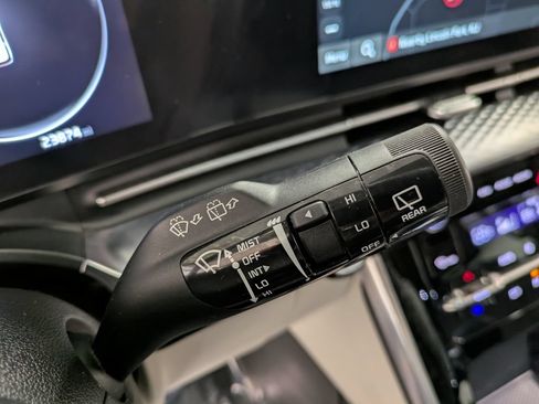 Certified 2024 Kia Carnival SX Prestige FWD image 18