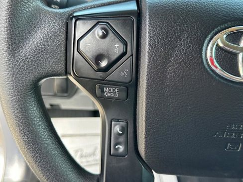 Certified 2021 Toyota Tacoma SR AWD/4WD image 20