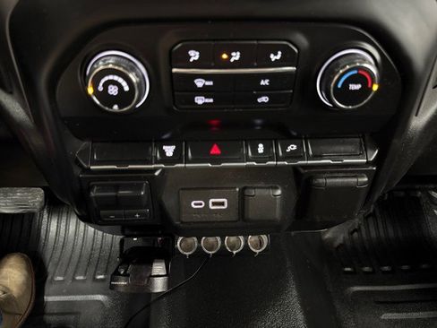 Used 2021 Chevrolet Silverado 3500 W/T w/ WT Convenience Package image 23