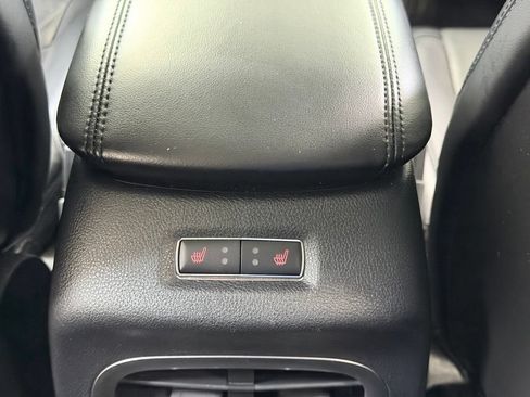 Used 2019 Lincoln MKC Reserve w/ MKC Climate Package FWD image 24