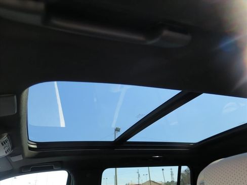 Used 2024 Cadillac Escalade ESV Premium Luxury w/ Performance Package image 13