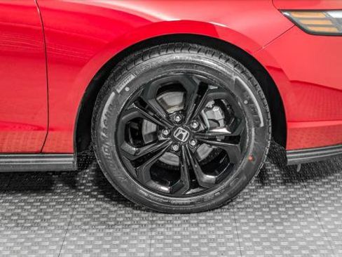 Used 2025 Honda Accord SE image 33