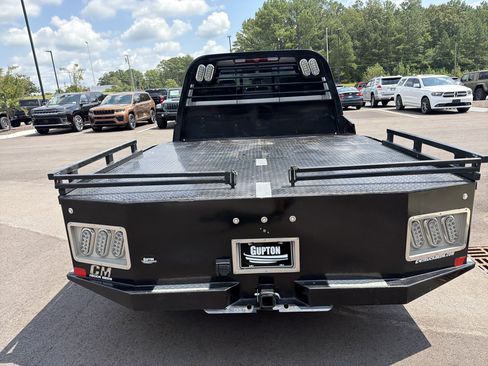 Used 2022 Chevrolet Silverado 3500 LT w/ Convenience Package AWD/4WD image 14