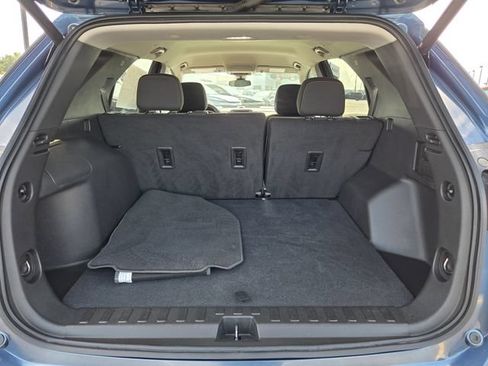 Certified 2024 Chevrolet Equinox LT FWD image 11