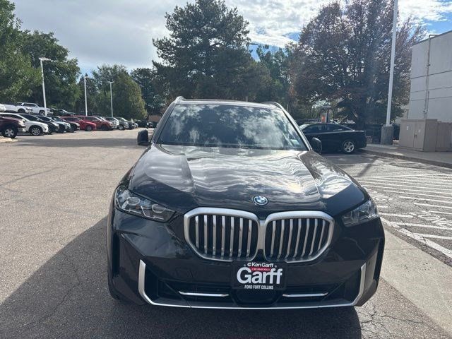 Used 2025 BMW X5 xDrive50e AWD/4WD image 13