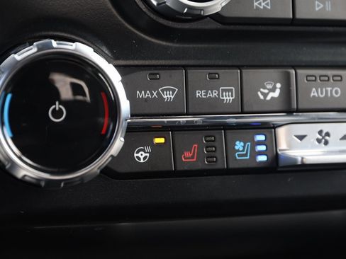 Used 2025 Ford F450 Lariat image 8