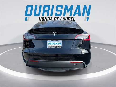 Used 2023 Tesla Model Y Long Range image 7