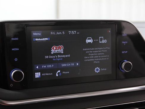 Used 2020 Hyundai Sonata SEL w/ Premium + Sunroof Package FWD image 9
