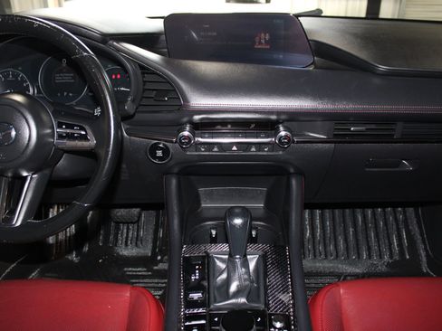 Used 2023 MAZDA MAZDA3 s AWD/4WD image 13