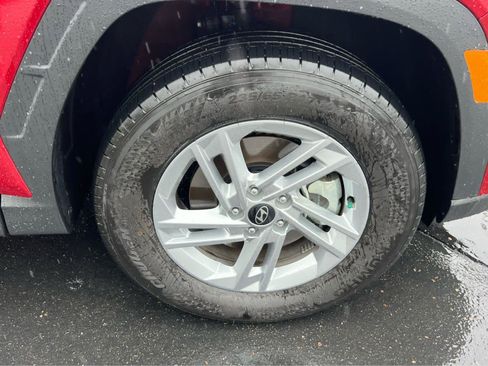 New 2025 Hyundai Tucson SE AWD/4WD image 16