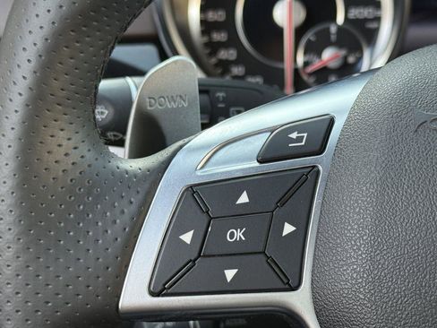 Used 2015 Mercedes-Benz GL 63 AMG 4MATIC image 37