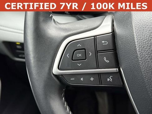 Used 2023 Toyota Highlander XLE AWD/4WD image 25
