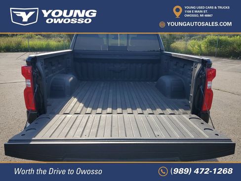 Certified 2025 Chevrolet Silverado 1500 RST AWD/4WD image 32