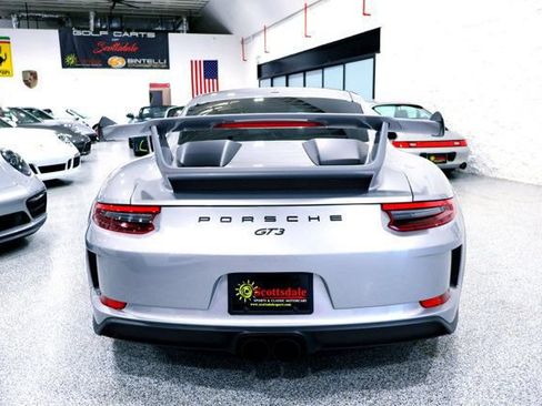 Used 2018 Porsche 911 GT3 RWD image 15