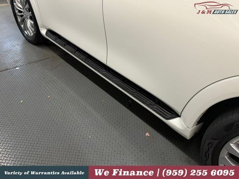Used 2017 INFINITI QX80 4WD w/ Deluxe Technology Package image 13