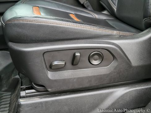 Used 2022 GMC Sierra 1500 AT4 w/ AT4 Preferred Package image 17