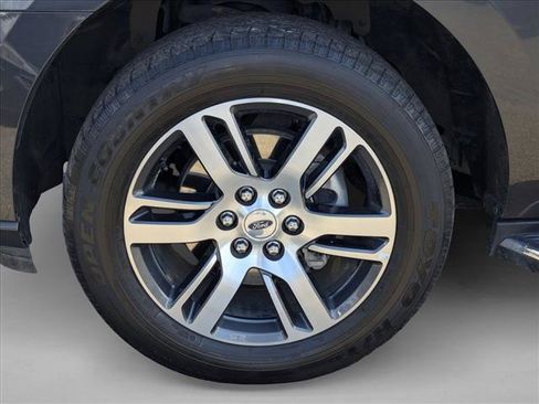 Used 2023 Ford Expedition Limited AWD/4WD image 27