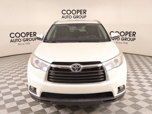 Used 2015 Toyota Highlander XLE FWD image 9