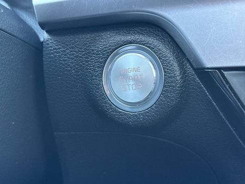 Certified 2024 Kia Telluride S w/ S Sunroof Package AWD/4WD image 23