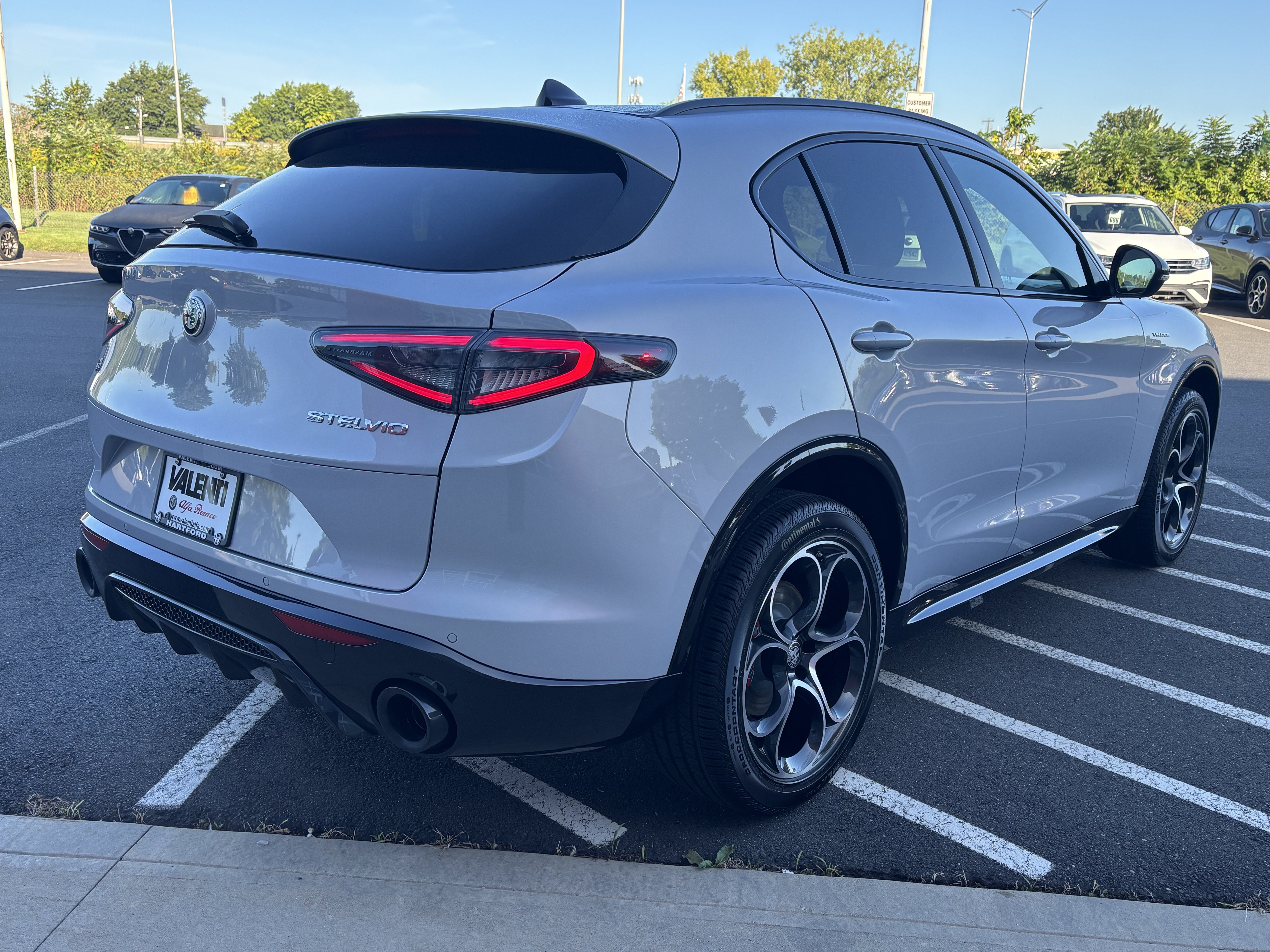 New 2026 Alfa Romeo Stelvio Sprint w/ Convenience Package AWD/4WD image 7