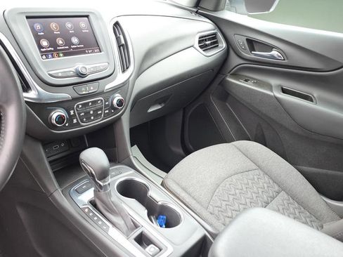 Used 2022 Chevrolet Equinox LT image 15