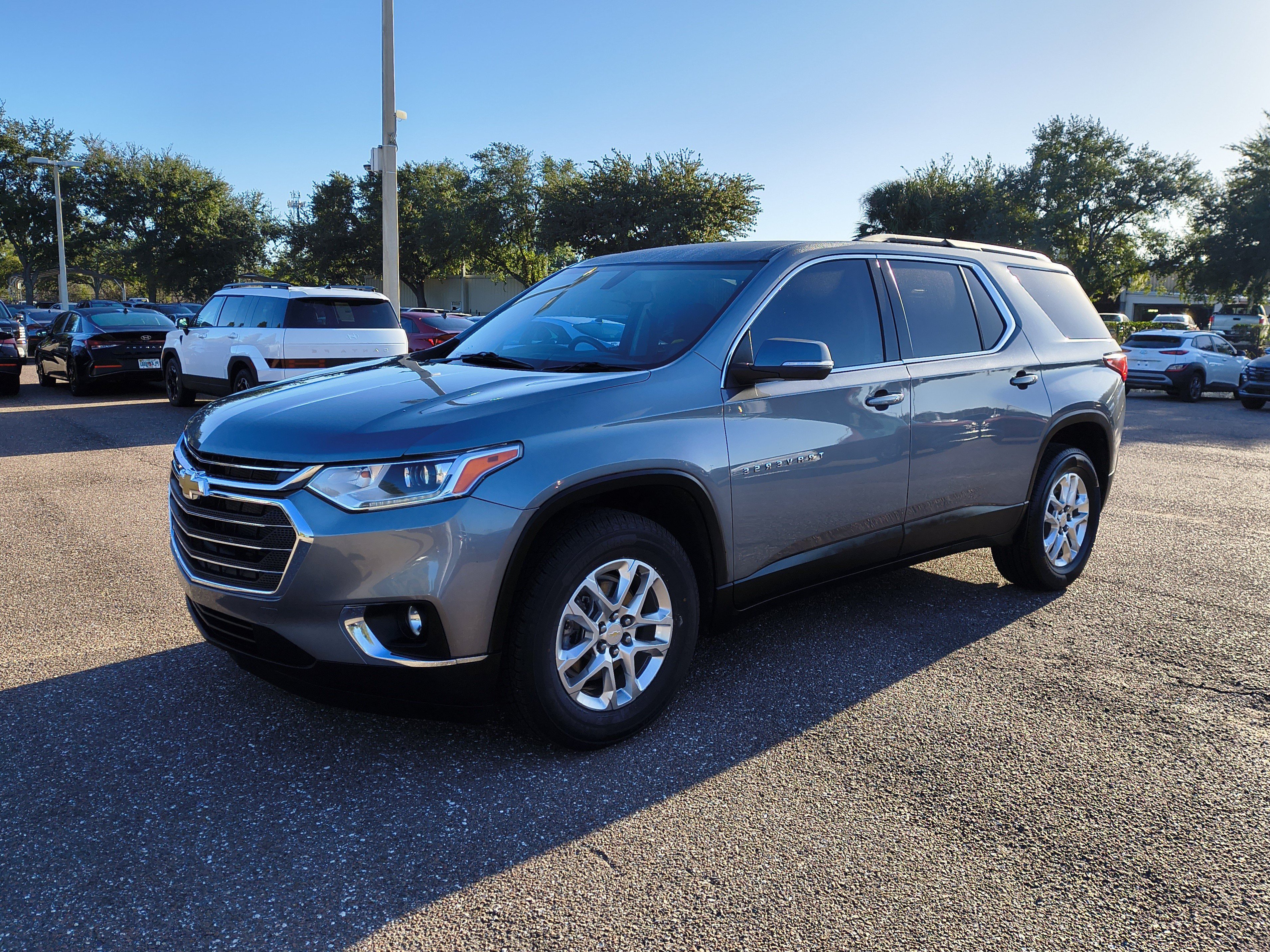 Used 2021 Chevrolet Traverse LT FWD 360° Tour