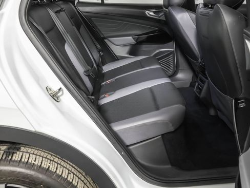 Used 2023 Volkswagen ID.4 Pro S Plus image 42