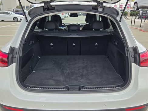 Used 2023 Mercedes-Benz GLC 300 4MATIC image 13