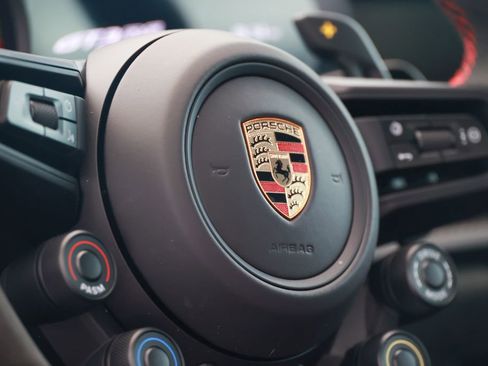 Certified 2025 Porsche 911 GT3 RS image 62