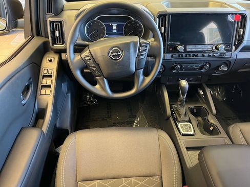 New 2026 Nissan Frontier SV w/ Tow Package AWD/4WD image 12