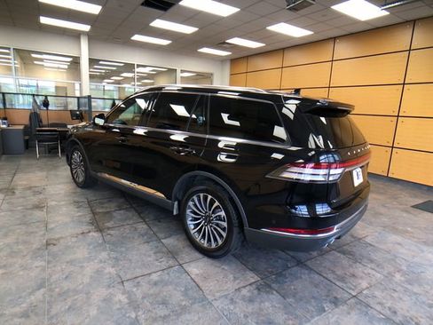 Used 2024 Lincoln Aviator Reserve RWD image 5