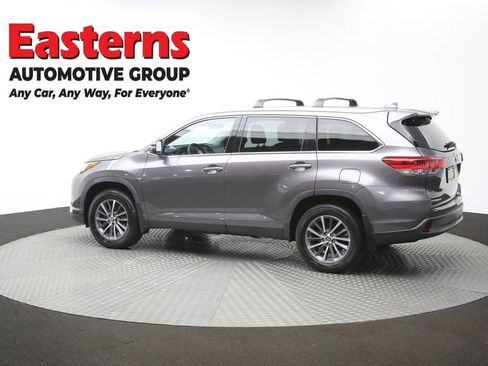 Used 2019 Toyota Highlander XLE AWD/4WD image 66