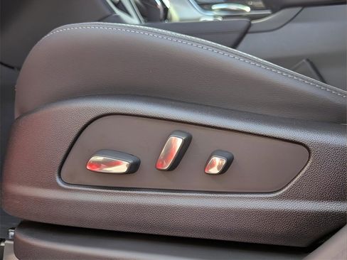 Certified 2025 Cadillac XT6 Premium Luxury w/ Technology Package image 17