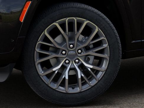 New 2026 Jeep Grand Cherokee L Summit image 14