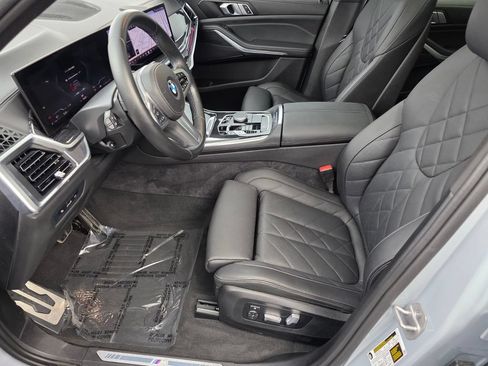 Used 2024 BMW X5 sDrive40i w/ M Sport Package RWD image 9