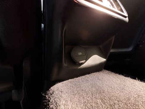 Used 2023 Polestar Polestar 2 FWD image 19
