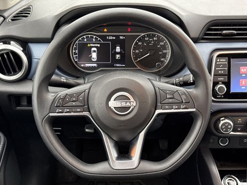 Used 2025 Nissan Versa SV FWD image 16