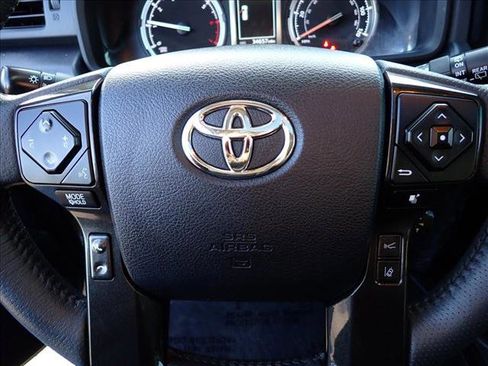 Used 2020 Toyota 4Runner TRD Off-Road Premium image 17