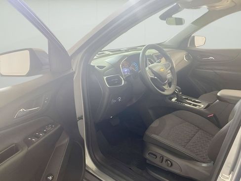 Used 2024 Chevrolet Equinox LT w/ LPO, Floor Liner Package FWD image 27