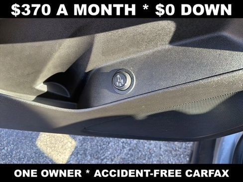 Used 2024 Chevrolet Equinox RS w/ LPO, Floor Liner Package FWD image 12