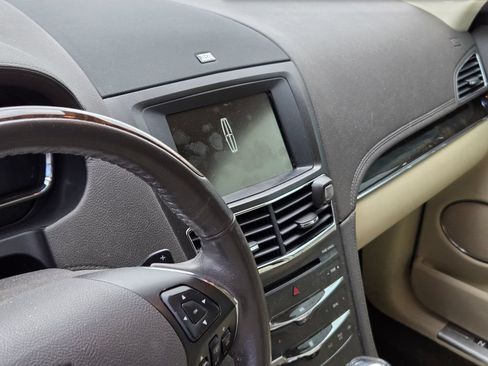 Used 2014 Lincoln MKT AWD w/ Equipment Group 201A image 22
