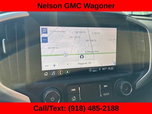 Used 2022 GMC Terrain SLE w/ Driver Convenience Package FWD image 12